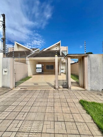 house em Rua Bandeirantes, Zona 07 - Maringá - PR