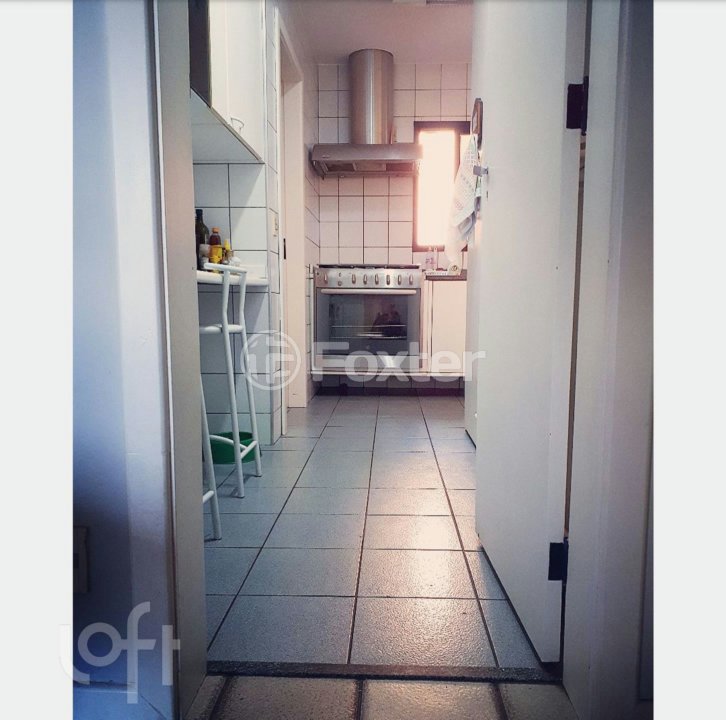 d27f6a2f