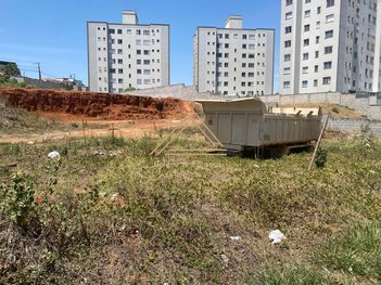 land_lot em Avenida Celina Ferreira Ottoni, Jardim Sion - Varginha - MG