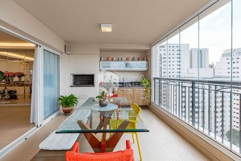 apartment em Rua Juquis, Indianópolis - São Paulo - SP