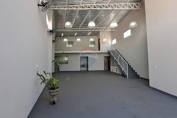 industrial em Rua Capitão José Paes de Almeida, Centro - Botucatu - SP