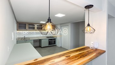 apartment em Avenida Visconde de Guarapuava, Batel - Curitiba - PR