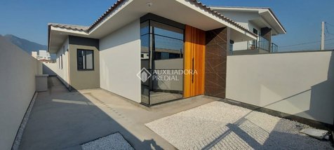 house em Rua Nicolau José de Farias, Nova Palhoça - Palhoça - SC