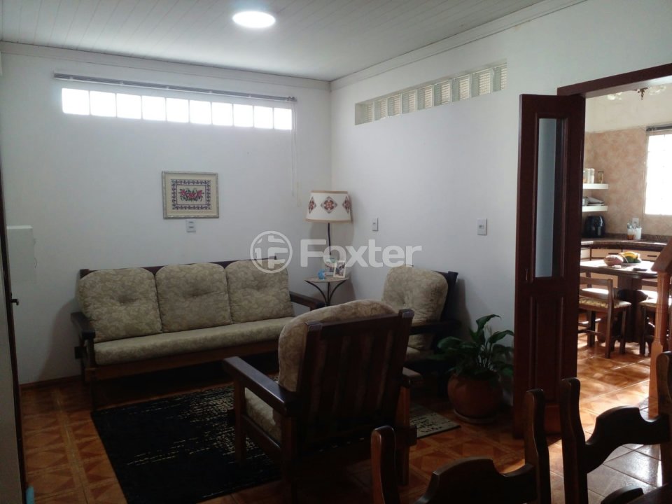 WhatsApp Image 2025-10-13 at 15.40.15 (3).jpeg