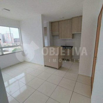 apartment em Rua Castela, Laranjeiras - Uberlândia - MG