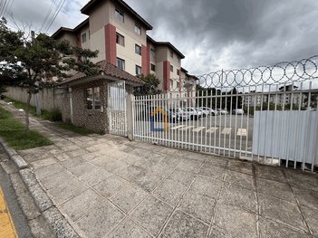apartment em Rua Walace Landal, Santa Cândida - Curitiba - PR