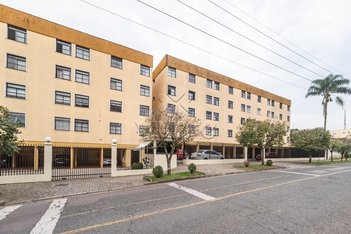 apartment em Rua Solimões, Mercês - Curitiba - PR