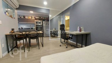 apartment em Avenida Cristóvão Colombo, Auxiliadora - Porto Alegre - RS