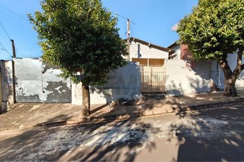 house em Rua São Tiago, Vila Santa Terezinha - Lins - SP