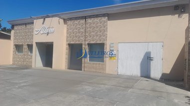 office em Rua Tupinambá, Vila Guarani - Paranaguá - PR