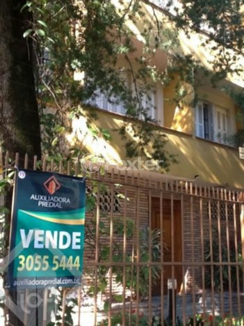apartment em Rua Felipe Camarão, Rio Branco - Porto Alegre - RS