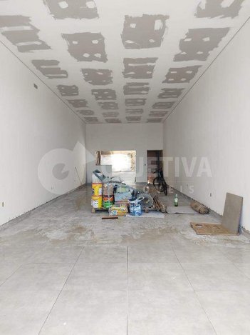 office em Avenida Doutor Laerte Vieira Gonçalves, Santa Mônica - Uberlândia - MG