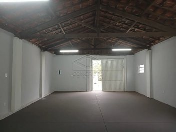 industrial em Rua Prefeito Tonico de Barros, Centro - Botucatu - SP