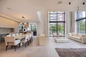 apartment em Avenida Munhoz da Rocha, Juvevê - Curitiba - PR