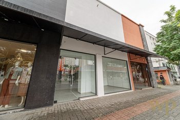 office em Rua Nove de Março, Centro - Joinville - SC