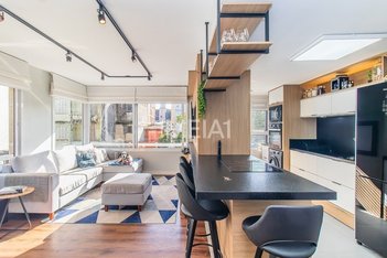 apartment em Rua Hugo Ribeiro, Menino Deus - Porto Alegre - RS