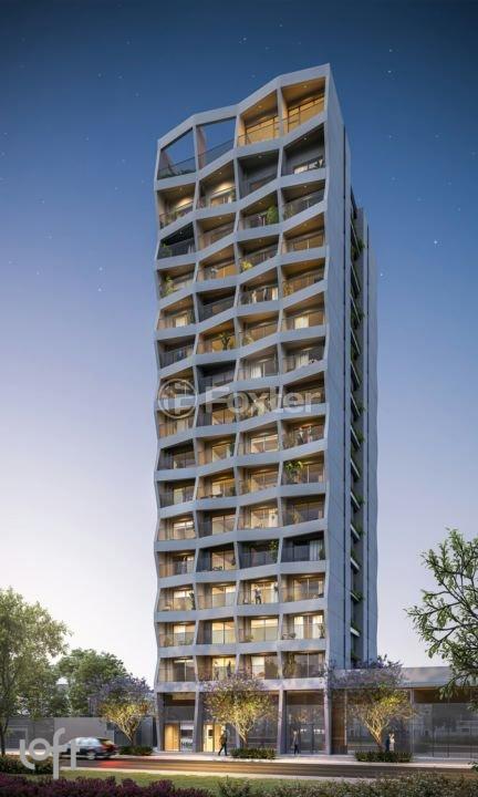predio-moderno-com-fachada-de-concreto-e-janelas-grandes