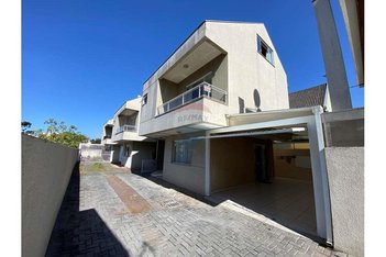 house em Rua Leôncio Lopes Cortiano, Xaxim - Curitiba - PR