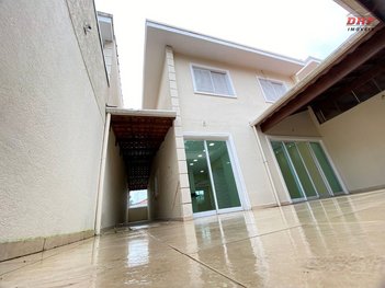 house em Avenida Benjamin Harris Hunnicutt, Portal dos Gramados - Guarulhos - SP