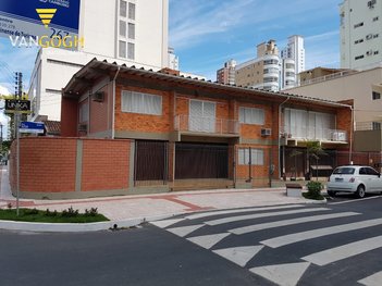 house em 3250, Centro - Balneário Camboriú - SC