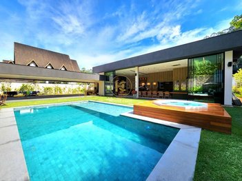house em Avenida Ourinhos, Residencial Tamboré - Barueri - SP