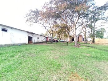 commercial_building em Vinte e Cinco de Julho, Barragem - Pelotas - RS