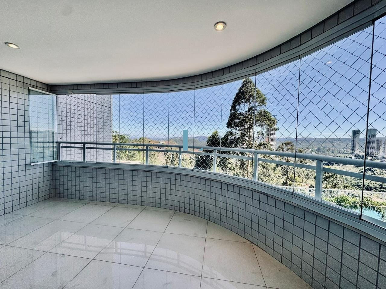 WhatsApp Image 2025-11-19 at 15.53