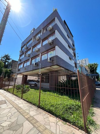 apartment em Rua Antônio Joaquim Mesquita, Passo da Areia - Porto Alegre - RS