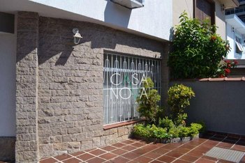 house em Rua Vereador Rocha e Silva, Ponta da Praia - Santos - SP