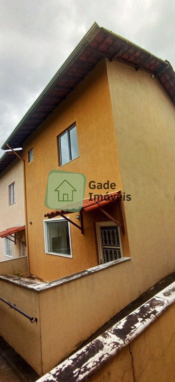 Casa com 3 quartos — Palmeiras, Belo Horizonte