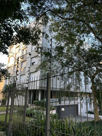 apartment em Rua Carazinho, Petrópolis - Porto Alegre - RS
