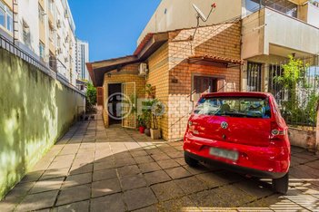 house em Rua Casemiro de Abreu, Boa Vista - Porto Alegre - RS