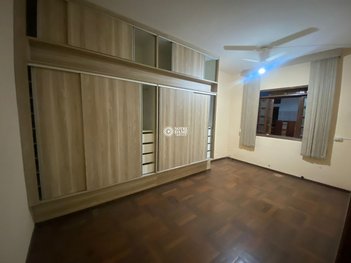 commercial_building em Lopes Trovão, Floresta - Belo Horizonte - MG