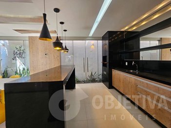 house em Avenida Nicomedes Alves dos Santos, Morada da Colina - Uberlândia - MG