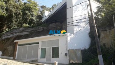 house em Rua Doutor Henrique Portugal, São Francisco - Niterói - RJ