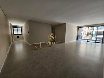 apartment em dos Polvos, Jurerê - Florianópolis - SC