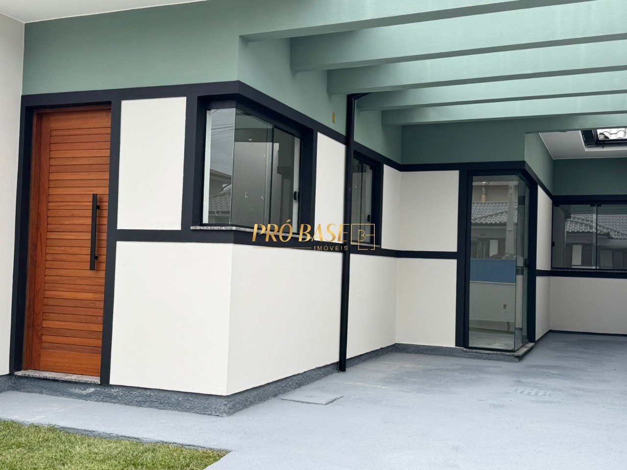 WhatsApp Image 2025-10-15 at 15.58