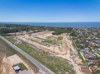 land_lot em Avenida Adolfo Fetter, Laranjal - Pelotas - RS