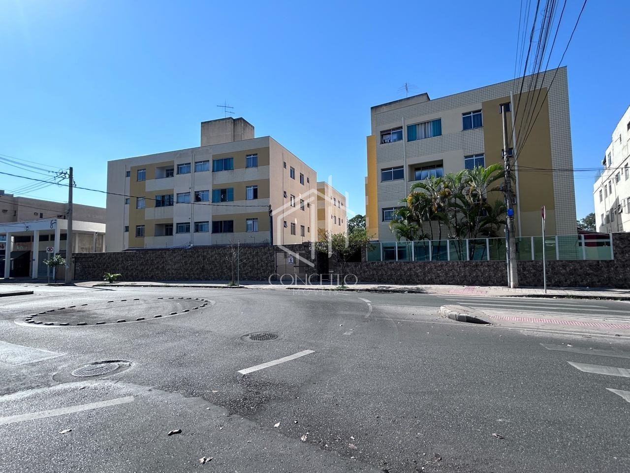 Apartamento com 3 quartos — Planalto, Belo Horizonte