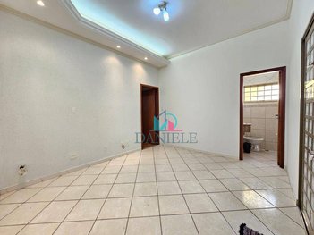 house em Rua Angelina de Lacerda Carvalho, Centro - Araraquara - SP