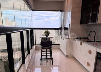 apartment em Avenida Nereu Ramos, Meia Praia - Itapema - SC