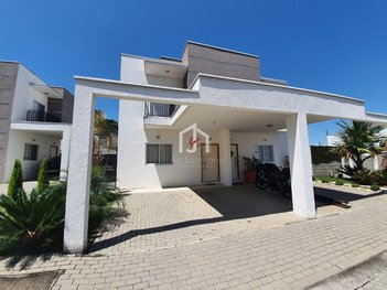 house em Avenida Santa Cruz do Areao, Vila Areao - Taubaté - SP