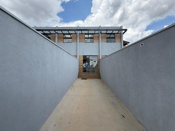 house em Rua dos Bororós, Santa Mônica - Belo Horizonte - MG