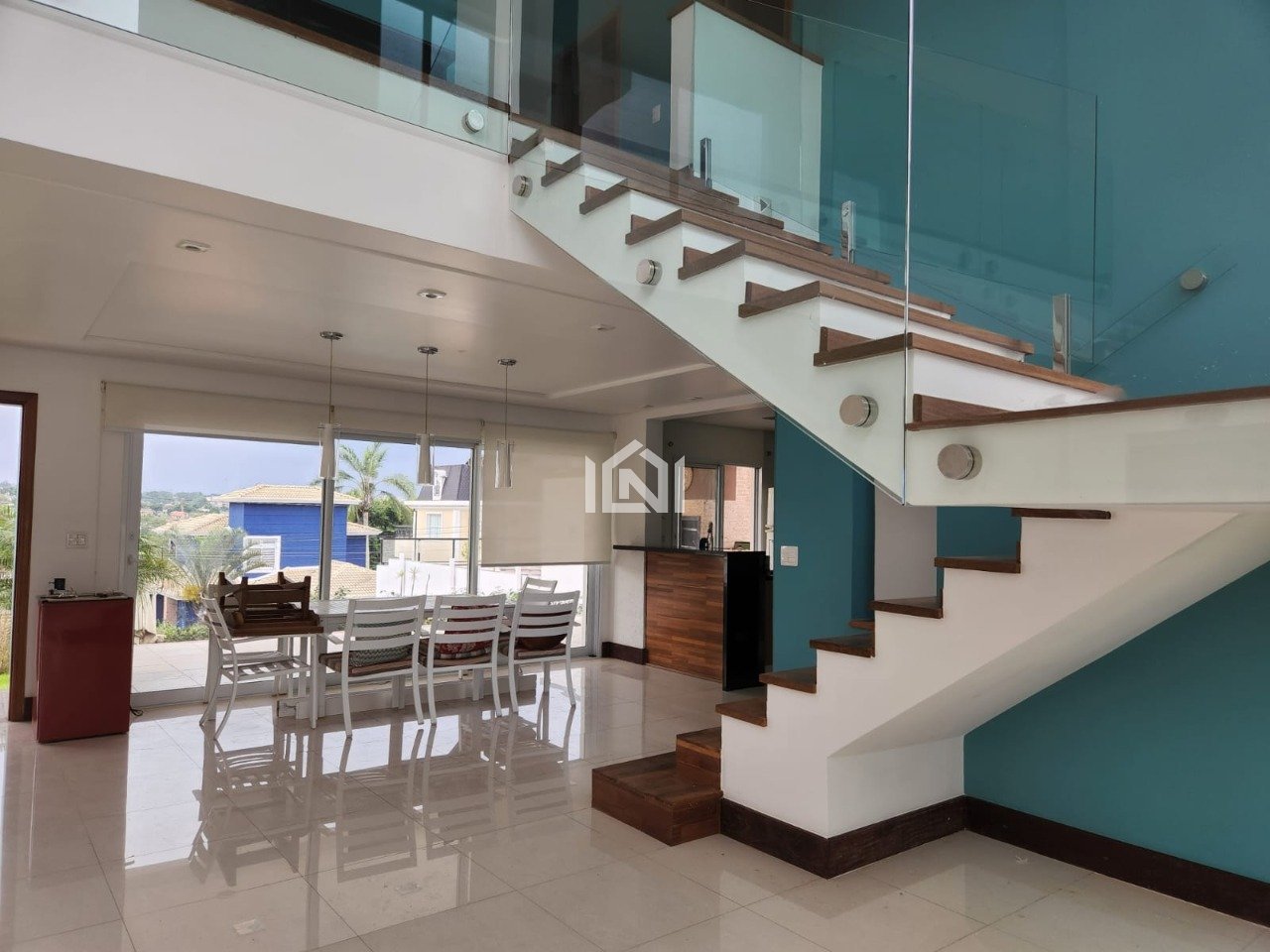 Casa à venda e locação condominio Golf Village-sala