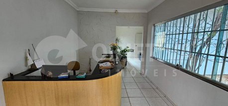 house em Rua Santa Catarina, Brasil - Uberlândia - MG