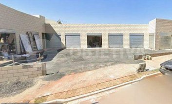 business em Rua Edno Alves Pinto, Loteamento Portal do Vale II - Uberlândia - MG