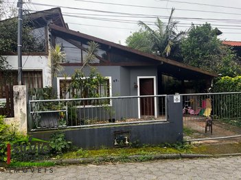 house em Servidão Dunas da Joaquina, Rio Tavares - Florianópolis - SC