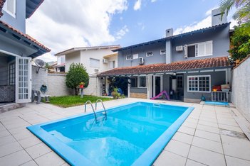house em Adão Pinheiro da Silva, Ipanema - Porto Alegre - RS