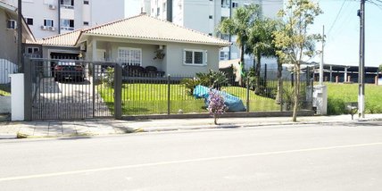 house em Rua Pedro Cattani, Santa Terezinha - Garibaldi - RS