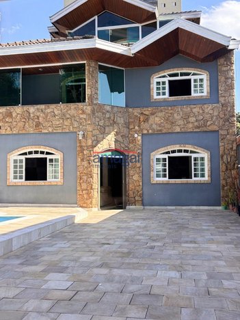 house em Avenida Plinio Marcos, Loteamento Villa Branca - Jacareí - SP